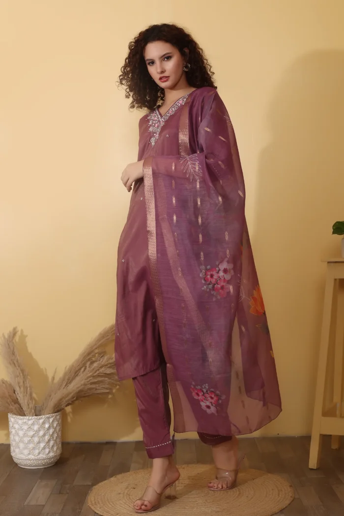Mauve Cotton-Blend Kurta Set with Embroidered Neckline & Organza Dupatta - Image 2