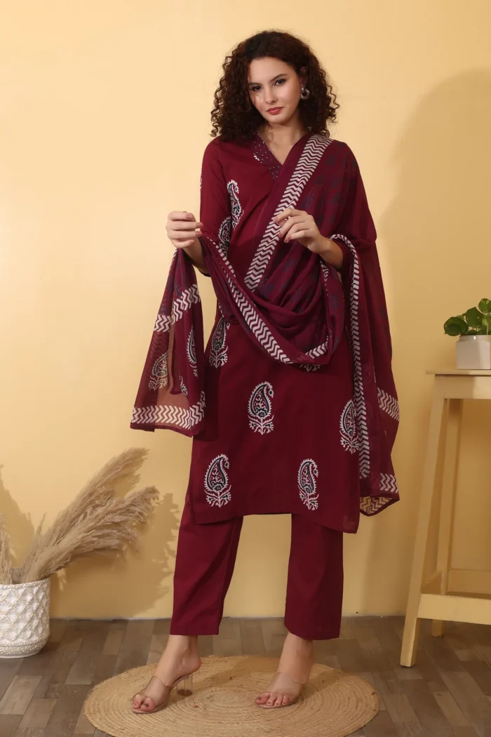 A-Line Cotton Maroon Paisley Printed Kurti Set with Dupatta - Image 2